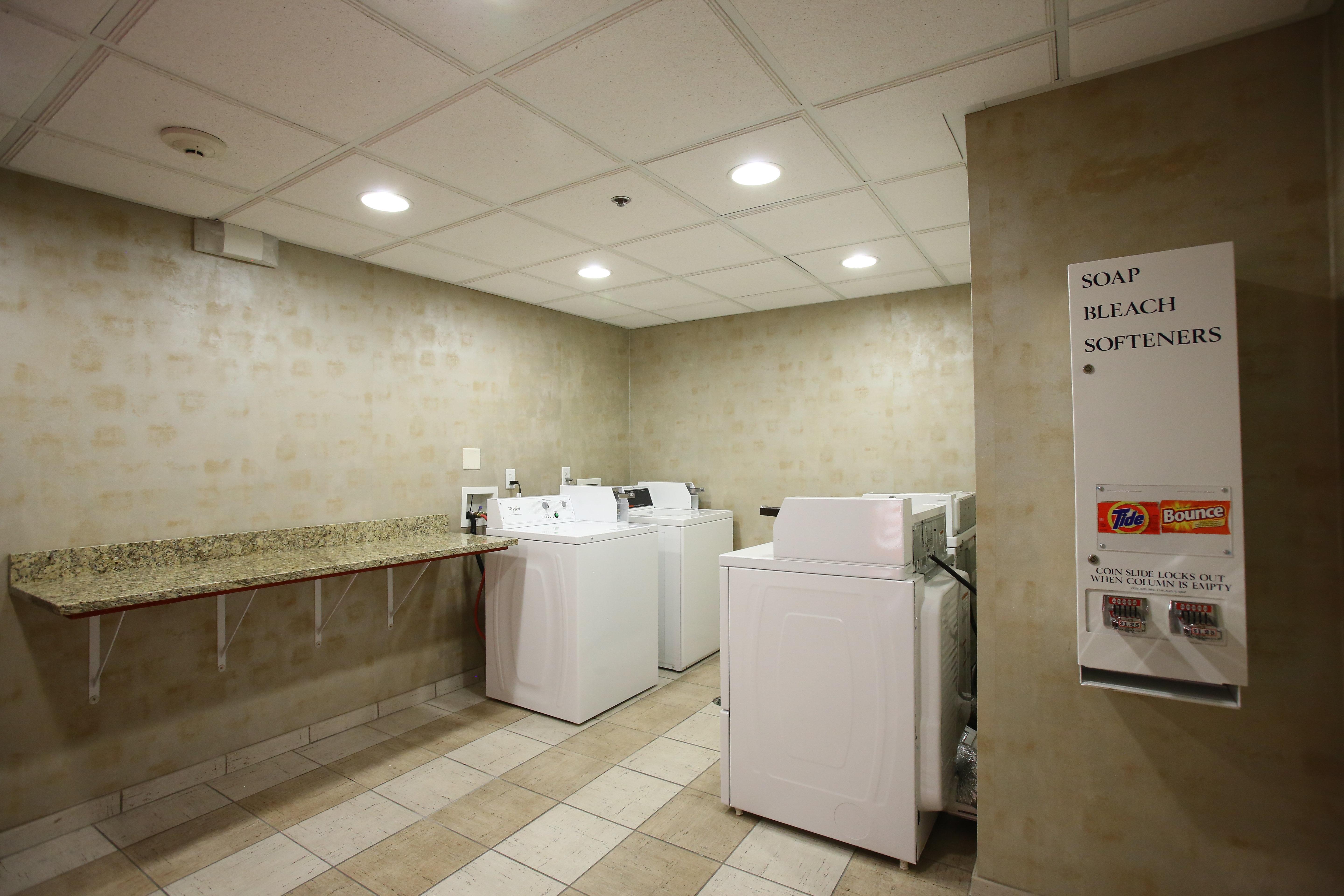 Holiday Inn & Suites Salt Lake City - Airport West By Ihg Exteriör bild